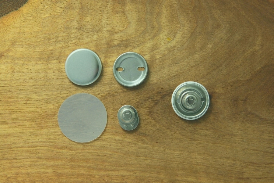 komponenty pro výrobu - magnetické odznaky na oblečení 32mm
